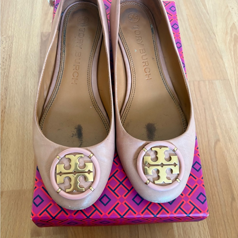Tory Burch Pink Ballet Flats with Signature Medallion